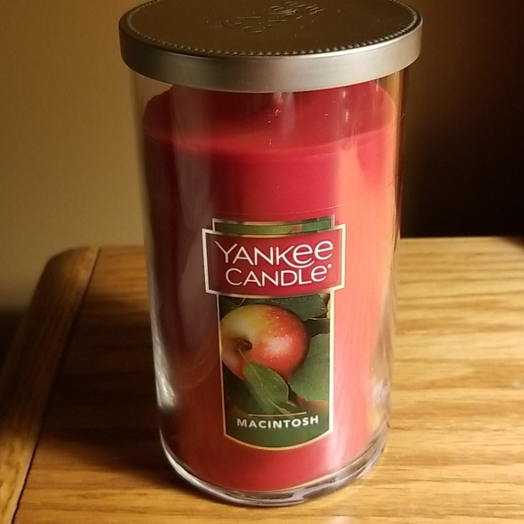 YANKEE CANDLE MACINTOSH 12oz